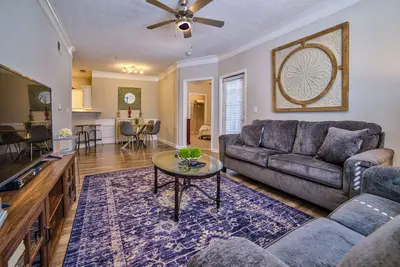 Image de Luxury & Convenience near LakePoint and Downtown Cartersville