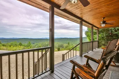 Image de Hazy Horizons - Mtn Views, Hot Tub -Minimum Age