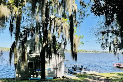 Image de “Forever Young” Lake Blackshear Main Lake Amazing Views