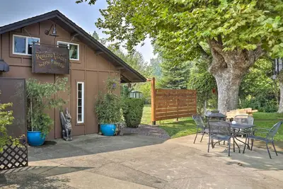 Image de Modern Entertainment Getaway Off Sacramento River!