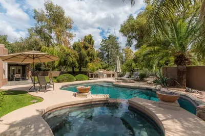 Image de 3 Bedroom/3 Bathroom getaway!