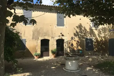 Image de La Maison d'Alfred  le charme d'un vieux  Mas  au pied du luberon