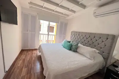 Image de Hermoso Duplex Bovedas