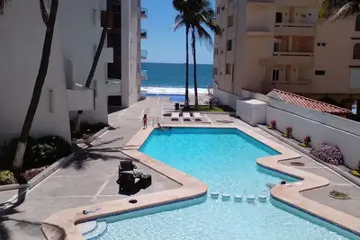 Image de Mazatlán Ocean Front Condo