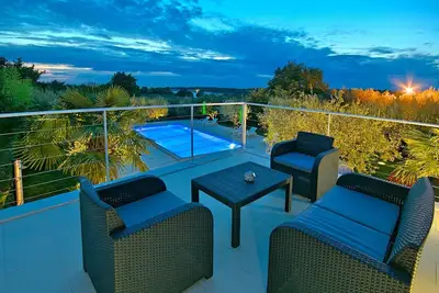 Image de Pool, garden, 400m from the beach, sea view, air-conditioned