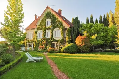 Image de Villa près de Paris/Disney. Campagne. Confort. Charme. Espace. Détente.