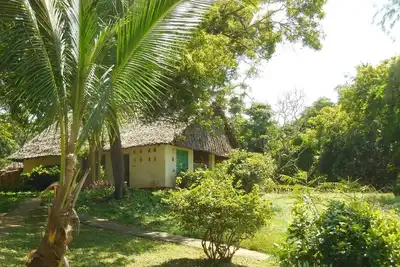 Image de Ocean Front Beach Chalet with sandy beach, Room with seaview