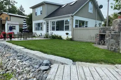 Image de Idyllic Cottage on Spring Fed Lake
