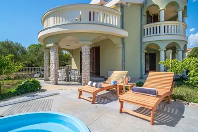 Image de Charming Villa Rea with pool and garden