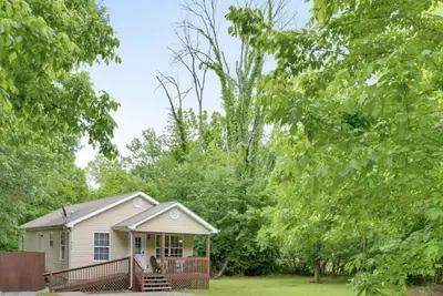 Image de Wanderers Nest with a hot tub!
