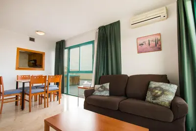 Image de 3 bedroom duplex apartment. Cala Finestrat, Benidorm. Magic Atrium Beach.