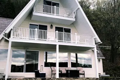 Image de Water Front House Near Keuka Lake Wineries