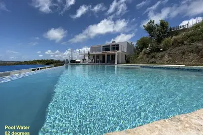 Image de Now 30% Discount. Huge private infinity pool with best ocean view