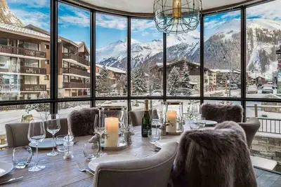 Image de Duplex luxueux 10p avec cheminée, 500m des pistes à Val d'Isère