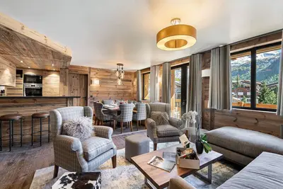 Image de Appartement spacieux de 100m² pour 8 pers. , 4 chambres, Val d'Isère - Cheminée, parking, animaux admis