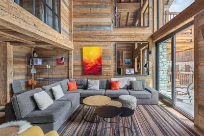 Chalet d'Exception avec Piscine, Hammam et Ascenseur à Val d'Isère, Proche des Pistes