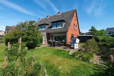 Image de House for up to 5 people close to the city and the beach, terrace, parking space, Wlan.