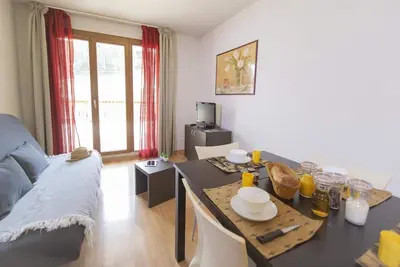 Image de 10m des commerces, piscine, balcon, 30m², Les Orres