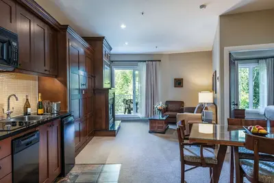 Image de Mont-Tremblant - Château Beauvallon - Suite Familiale 2 Chambre