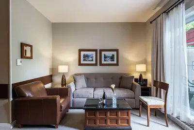 Image de Mont-Tremblant - Château Beauvallon - Suite Familiale une Chambre