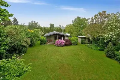 Image de Cozy Wooden Cottage House Near Copenhagen
