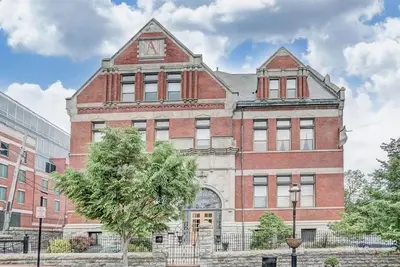 Image de Historic Condo in the Heart of Mount Adams
