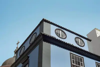 Appartement \"La Buhardilla de la Vicaría\" dans un endroit superbe avec terrasse et WiFi
