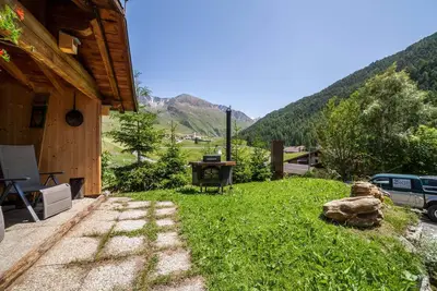 Image de Appartement \"Haus Fliri\" dans la vallée d'Etschtal avec Wi-Fi, jardin et terrasse