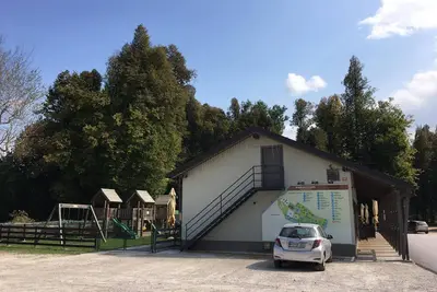 Image de Apartment-Camp-Bar Grajski park Vitez - vacation in embrace of 100 year trees