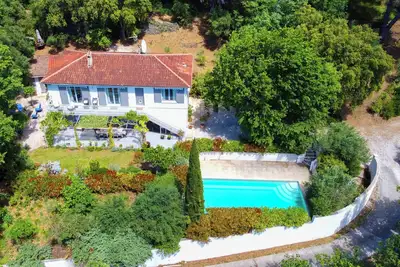 Image de A Luxurious Air-conditioned Apartment or entire Villa Heated Pool Panoramic View