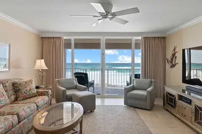Image de Destin Gulfgate 0103, Beachfront Condo in Heart of Destin!