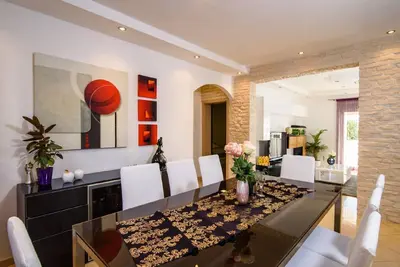 Image de Appartement de vacances Trogir pour 1 - 9 personnes avec 3 chambres à coucher - Maison de vacances