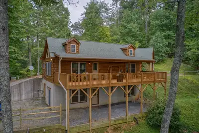 Image de Saluda Cabin Home Amazing Mountain Views Pet Friendly- New Game Room!