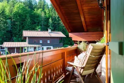 Image de Ferienwohnung Waldidyll, 32 qm mit Balkon und Blick Über den Bergwald