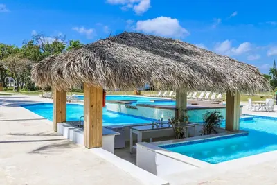 Image de 1bd luxury condo on sandy beach and golf course