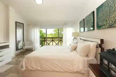 Image de Luxury 2bd condo on golf course, in beachfront luxury resort