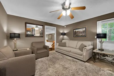 Image de Eureka Uptown Garden Cottage