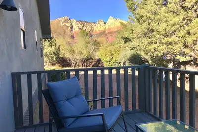 Image de Red Rock Views~Walk to Town~Private Yard~ Peaceful Neighborhood