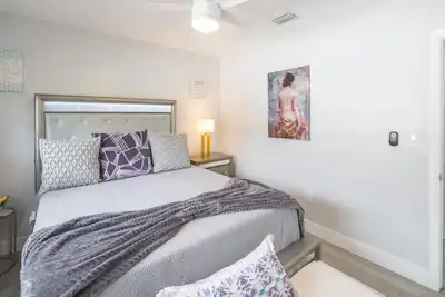 Image de New Stunning Luxury Spacious 5/3 New! ! !