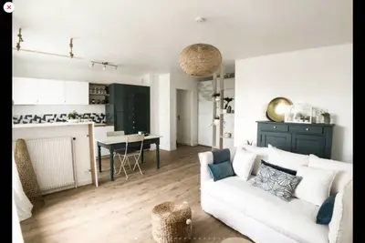 Image de Appartement T2 cosy - Lyon 7e  métro tram - Parking - Aménagement de charme