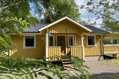 Image de Idyllic vacation home for families, 75 m to the lake, in a quiet lakeside settlement