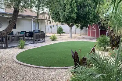 Image de Cozy Home w/ Citrus Garden & Patio