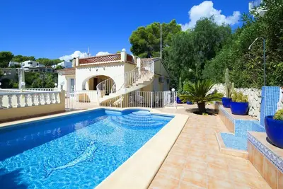 Image de Merveilleuse maison de vacances privée avec climatisation, piscine privée, Tv, terrasse et parking