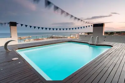 Image de Appartement avec terrasse et piscine à 100m plage