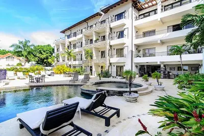 Image de Family-friendly 2bd 2. 5bth on quiet sandy beach, pool\/parking\/jacuzzi\/WiFi\/Tv
