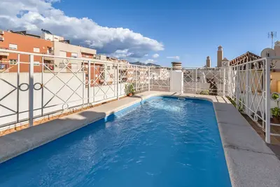 Image de Center - communal pool - air con - 2 bedrooms - Wifi - international tv channels