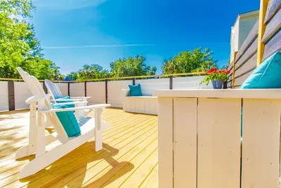 Image de Pristine 2br in the heart of Charleston!