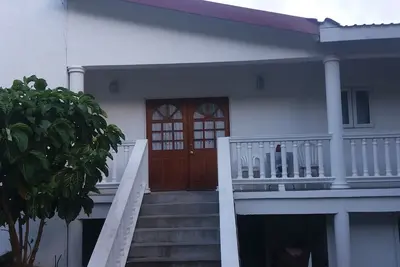 Image de Private rooms in Spacious Home in Quiet area nr Intl Airpt and beach