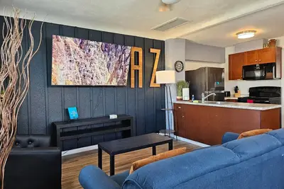 Image de 13 Pl Right · Renovated|Apt|Downtown|Phoenix|Beautiful Patio