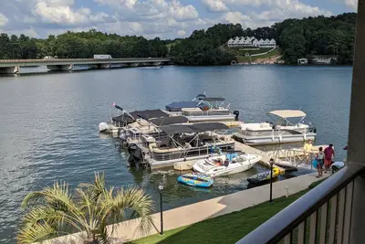 Image de 3 Br condo with dedicated deep water boat slip!